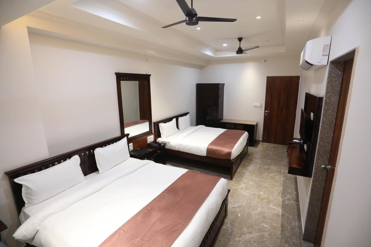 Chandan Kasturi Resort Dariāwad Εξωτερικό φωτογραφία